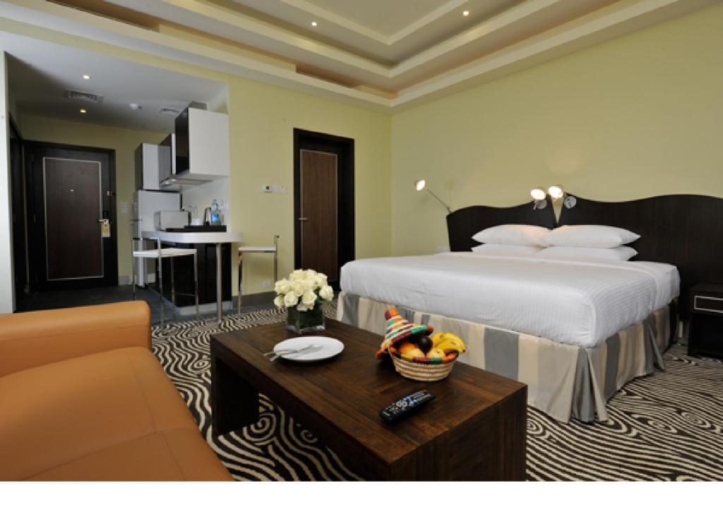 Al Raya Suites Hotel Manama Cameră foto